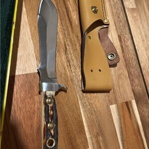 Puma White Hunter 90s serial.